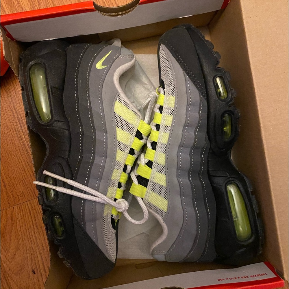 NIKE AIR MAX 95